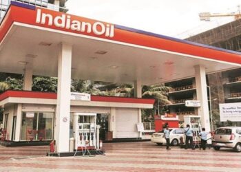 Indian Oil Denies Fuel Shortage Claims, Urges Public Not to Fall for Rumours