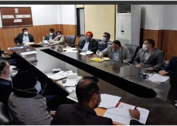 Omicron alert: Div Com (J) reviews testing, mitigation measures at a key meet in Jammu
