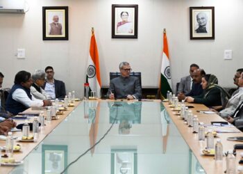 CM Omar Urges Early Implementation Of Budget Proposals