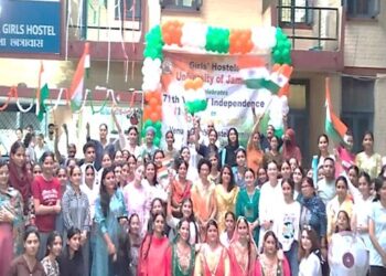 Patriotic March and “Swatantrata Diwas Samaroh” at Girls Hostels, University of Jammu