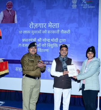 BSF Jammu organizes ‘Rozgar Mela’ at Paloura Camp: Union Min, Krishan Pal Gurjar hands over appointment letters to newly inducted recruits