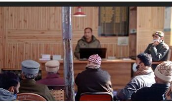 Police facilitates PCPG meeting in Ganderbal
