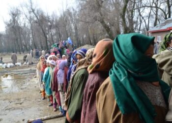 DDC Election: In Bandipora people vote for good roads, better health care facility