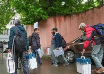 Amid unprecedented security setup, Srinagar LS constituency goes to polls on Monday
