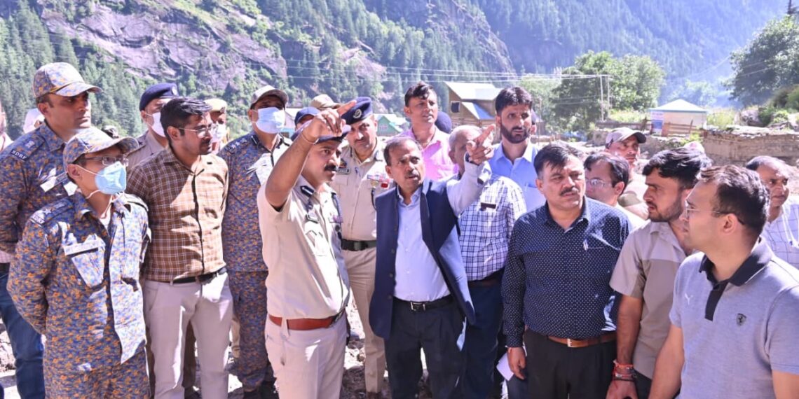 Pr. Secy R&B Reviews Ongoing Rescue, Relief Ops In Chashoti