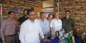 Central Prabhari Officer Reviews PM SHRI Schools, Health Facility in Baramulla
