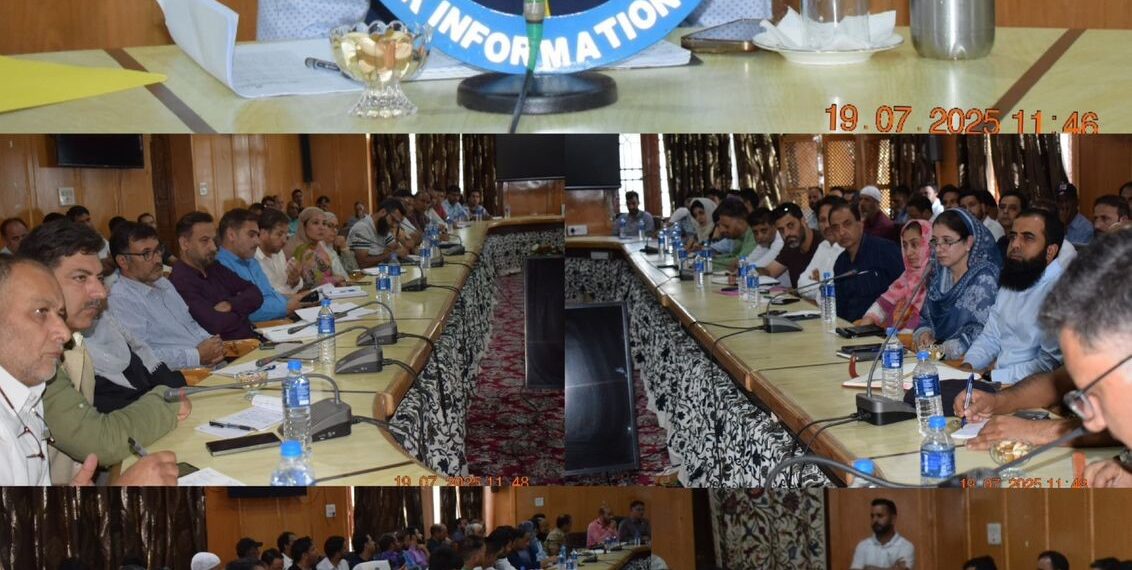 DC Pulwama convenes preparatory meeting for I-Day arrangements