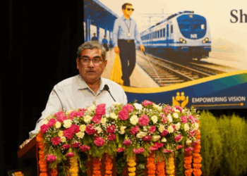 Northern Railway Distributes 123 AI Smart Glasses to Visually Impaired Employees