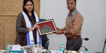 Raksha Khadse reviews sports development in West Bengal, assures SAI support