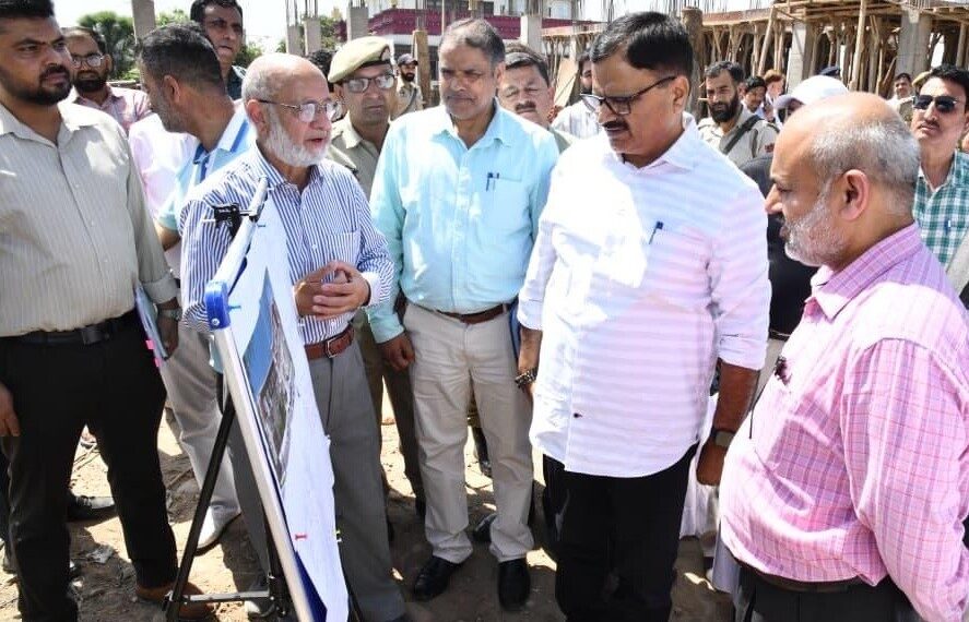 Javed Rana pushes for time bound completion of Chenab House