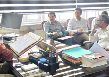 Javed Rana reviews developmental issues of Trehgam Constituency