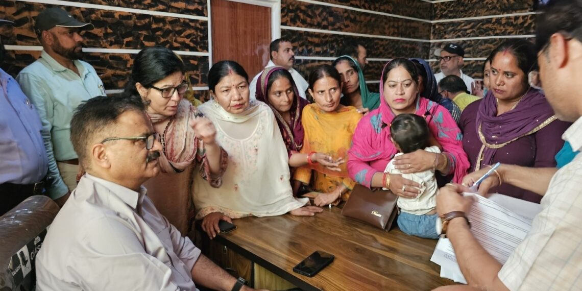 Javed Rana meets Jammu delegations, orders priority action on water supply, forest rights, tribal welfare