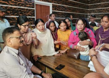 Javed Rana meets Jammu delegations, orders priority action on water supply, forest rights, tribal welfare