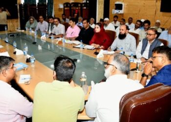 Rana reviews water supply, irrigation, forest, tribal issues of Khanyar, Hazratbal constituencies