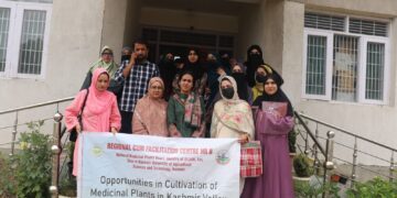 RCFC NR-II promotes Scientific Cultivation of Medicinal Plants through Awareness Prog at KVK Kupwara