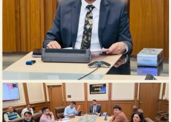 Secy RDD reviews progress, sets deadlines:     422 lakh person-days generated under MGNREGA