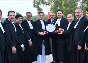 High Court of J&K, Ladakh accords farewell reference to Justice Mohan at Jammu