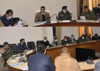 Reopening of schools: DDC Rajouri reviews preparedness