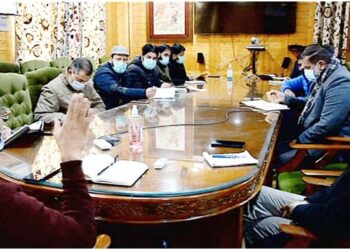 Reopening of Schools: Shopian Admin gears up to aware Teachers, Students on Covid SOPs