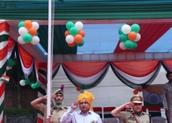 Resident Commissioner J&K observes Independence Day at New Delhi