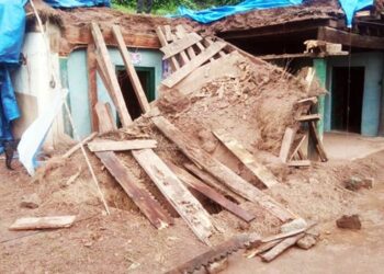 43 injured in roof collapse incident at Khanetar Poonch