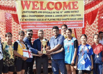 10th District Jammu Handball C’ship culminates: Sampark, Sandeep Pal Clubs lift women and men titles