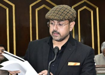 Collective endeavour, constructive criticism fuel progress, prosperity: Satish Sharma   
