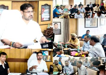 Satish Sharma reviews functioning of Transport Deptt, asks for strict compliance to traffic rules