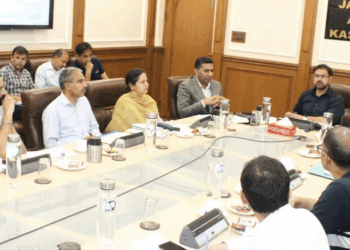 Satish Sharma reviews functioning of Youth Services & Sports Deptt