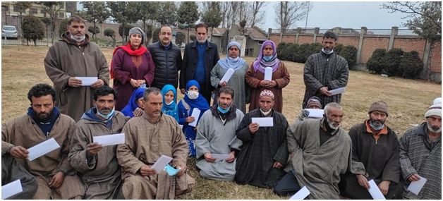 SDA formally allots 19 plots to the beneficiaries at Sumerbugh