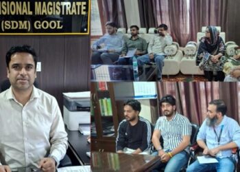 SDM reviews progress of Mission YUVA in Gool
