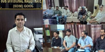 SDM reviews progress of Mission YUVA in Gool