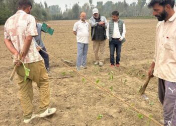 Director Sericulture takes stock of Developmental needs in Border Villages