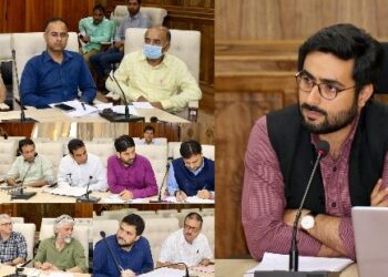 DC Srinagar chairs meeting to devise action plan on decongesting traffic in Srinagar City