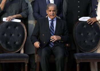 Pak President Alvi Dissolves National Assembly At PM Shehbaz Sharif’s Advice