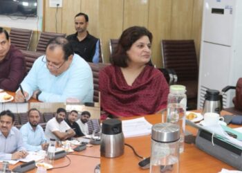 Satish Sharma reaffirms commitment to renewable energy, innovation led development in J&K