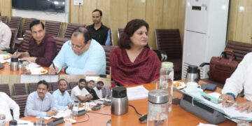 Satish Sharma reaffirms commitment to renewable energy, innovation led development in J&K