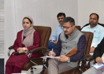 Minga Sherpa chairs district level telecom committee meet, Reviews network connectivity, tower installation