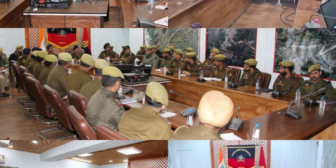 Shopian Hosts District-Level Police Conference 2025–26