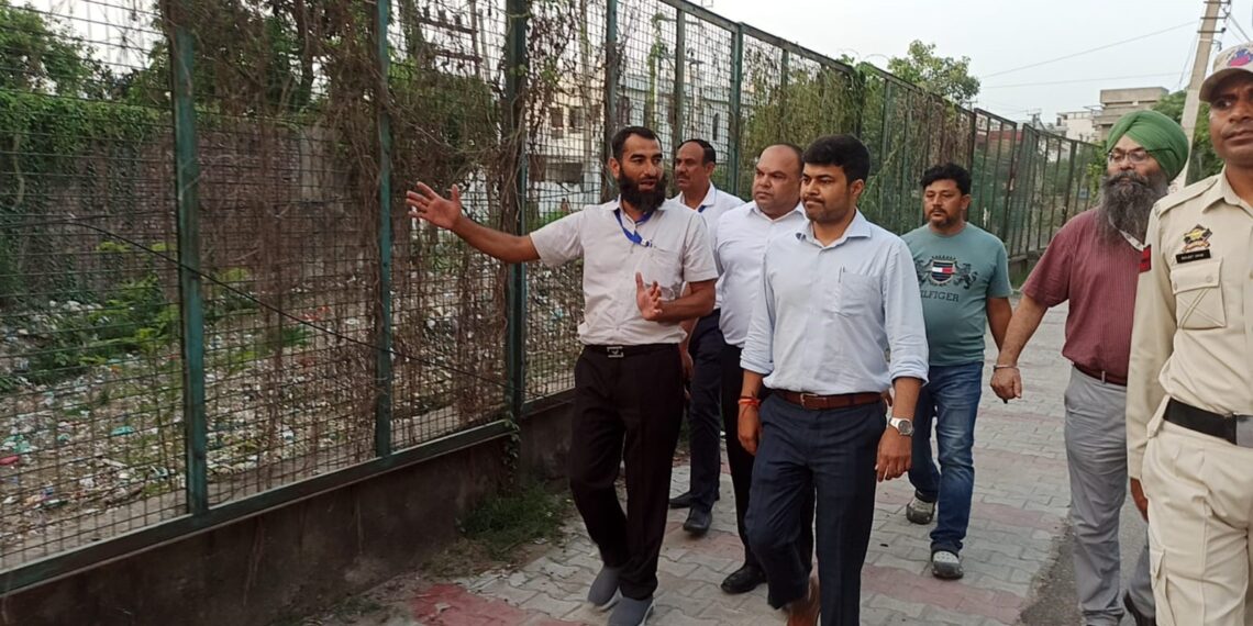 City Municipal Commr Jammu reviews monsoon preparedness