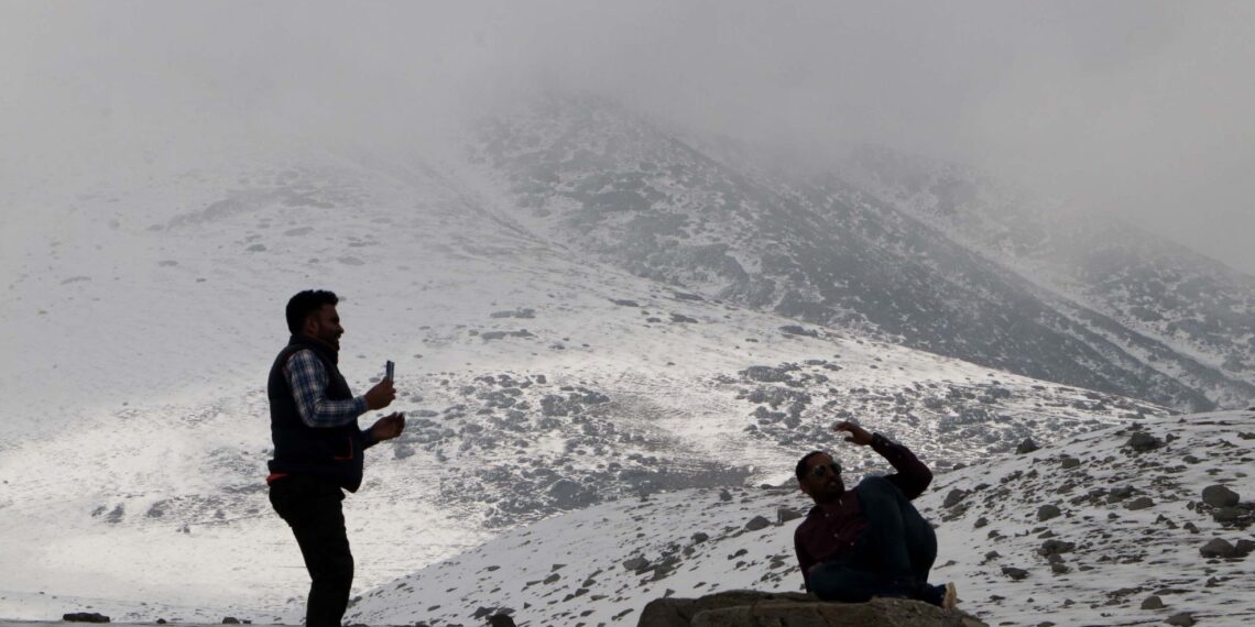 Shopian received fresh snowfall on Wednesday