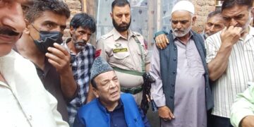 Speaker visits fire affected families at Pakherpora, asks for immediate relief