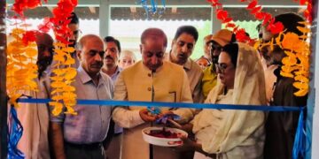 Spring Silk Cocoon Auction Begins in Srinagar With Focus on Fair Prices for Growers