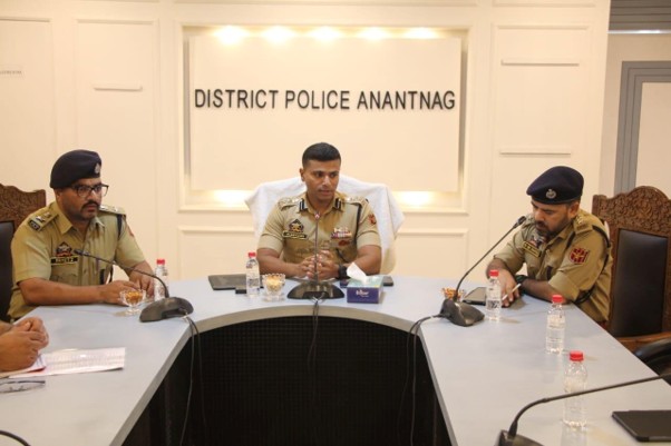 SSP Anantnag Reviews Training, Operations, Investigation Performance of PSIs