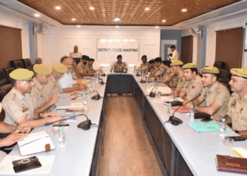 SSP Anantnag Holds Security &  Crime Review Meet