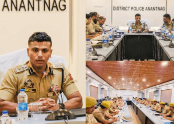 SSP Anantnag Chairs Ops,Crime Review Meeting at DPO Anantnag