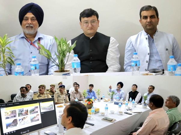 Sawalkote Hydroelectric Project Status Reviewed , DCs Visit Tanger Hqrs