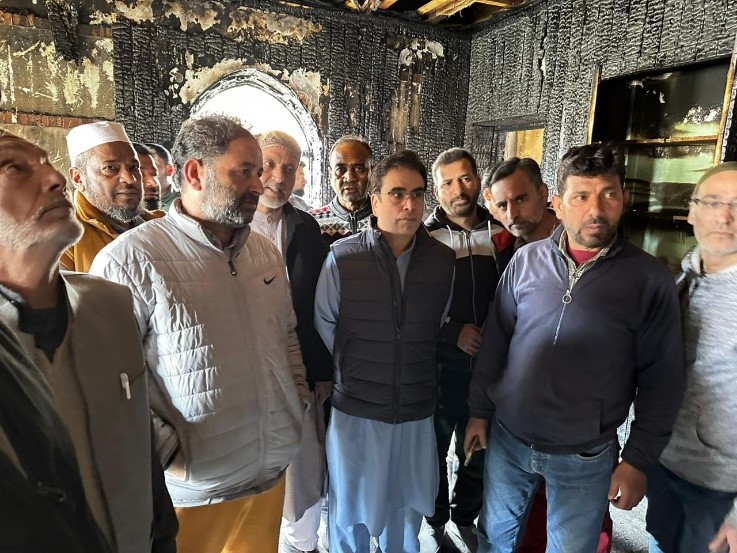 Tanvir Sadiq tours Zadibal areas, asses Ramzan arrangements