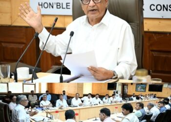 Tarigami chairs Environment Committee meeting, bats for zero tolerance against illegal mining