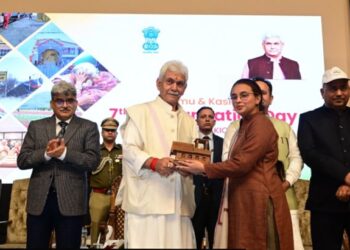LG pays tributes to the unifier of India, Sardar Patel at UT Diwas Event
